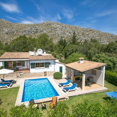 Sleeps 4 Pool Air Con Wifi Villa Pollença
